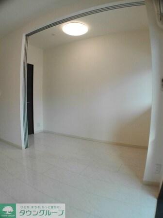 アン・ボルヌの物件内観写真